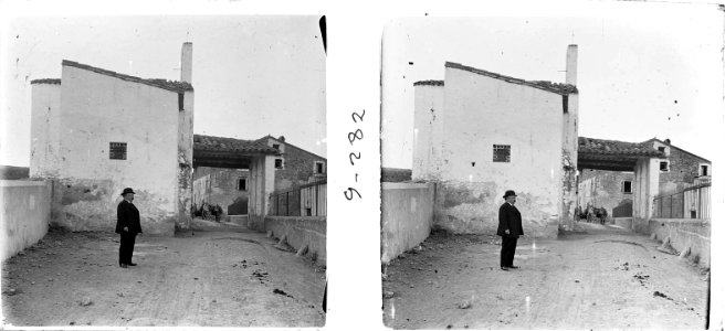 Entrada a la capella d'Amer