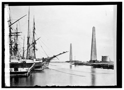 Entrance of Mediterranean to levey, canal at Port Lance LCCN2016820964