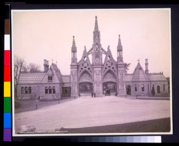 Entrance to Greenwood Cemetery, Brooklyn, N.Y. LCCN91732559 photo