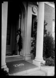 Entrance to Woodrow Wilson house, Washington, D.C. LCCN2016887104