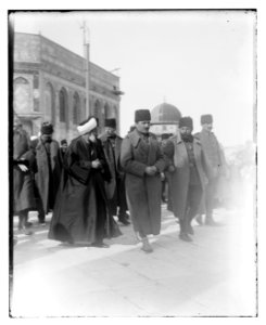 Enver Pasha visiting the Dome of the Rock accompanied by Jamal (Cemal) Pasha, Jerusalem LOC matpc.11599