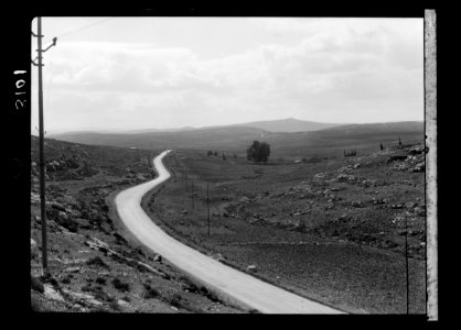 Environs of Jerusalem. Neby Samwil. Distant view, taken near el Nasbi showing relative position of both supposed sites of Mizpah LOC matpc.15172