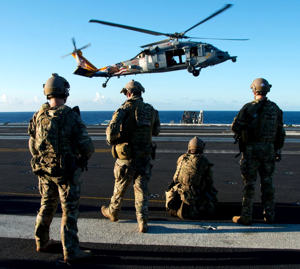 EOD personnel prepare to train aboard USS Ronald Reagan. (21225674370)