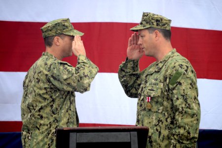 EODMU-1 change of command 131115-N-FN215-268