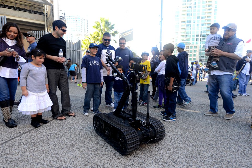 EODMU-11 at Padres Fan Fest 140208-N-FN215-230