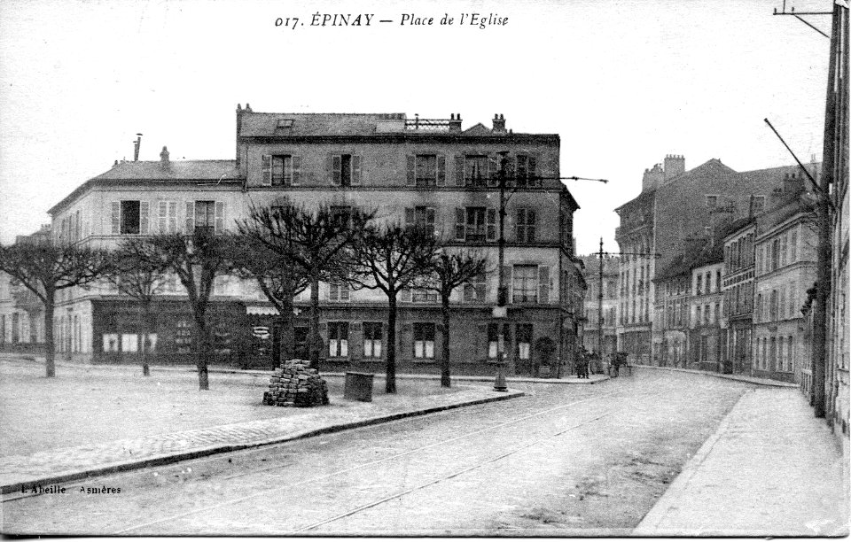 Epinay.Place de l'Eglise.Rue de Paris
