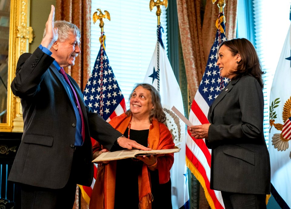 Eric Lander's swearing in as Director of the Office of Science and Technology Policy