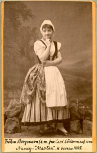 Erika Bergenson, rollporträtt - SMV - H8 109