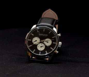 Minute hand precision automatic watch photo