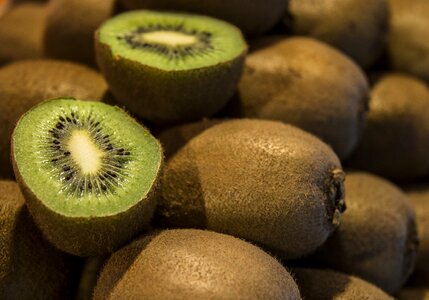 Food kiwi tropicale