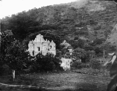 ErminaSantaCruzYas1910