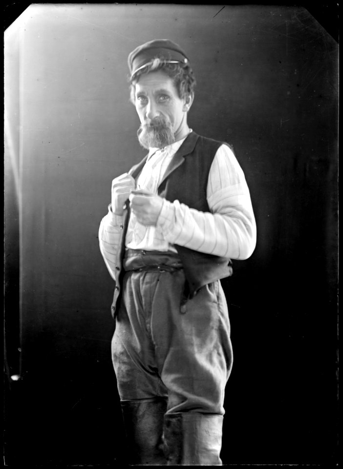 Ernst Fastbom in Elaka tungor at Södra teatern 1904 - SMV - NF009