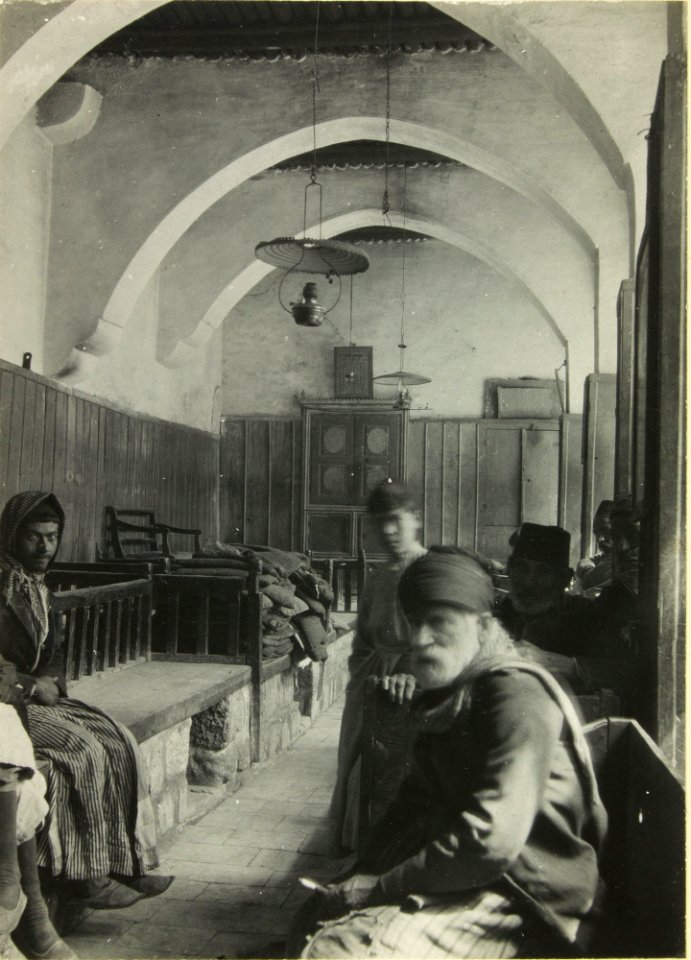 Ernst Herzfeld Aleppo interior