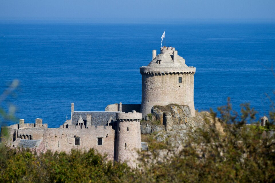 Gothic travel fortress