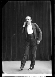 Ernst Norée in Den glada änkan som varietédiva at Djurgårdsteatern 1907 - SMV - GN027