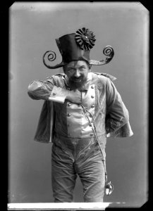 Ernst Norée in Hertiginnan av Danviken at Kristallsalongen 1906 - SMV - NN031