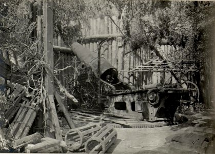 Eroberter italienischer 28 cm Mörser am Borcolapass. Aufgenommen am 22. Mai 1916. (BildID 15534224)
