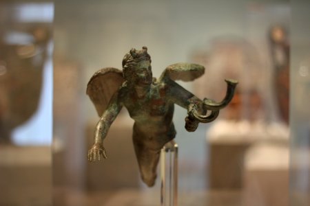 Eros lamp holder