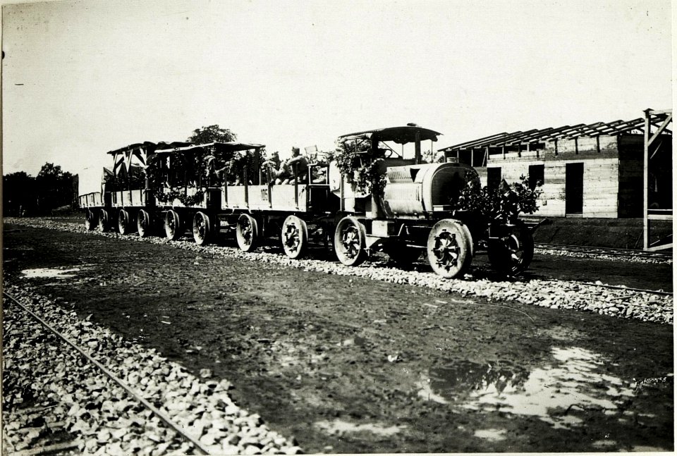 Erste Fahrt der Feldbahn bei Komen. (BildID 15586689)