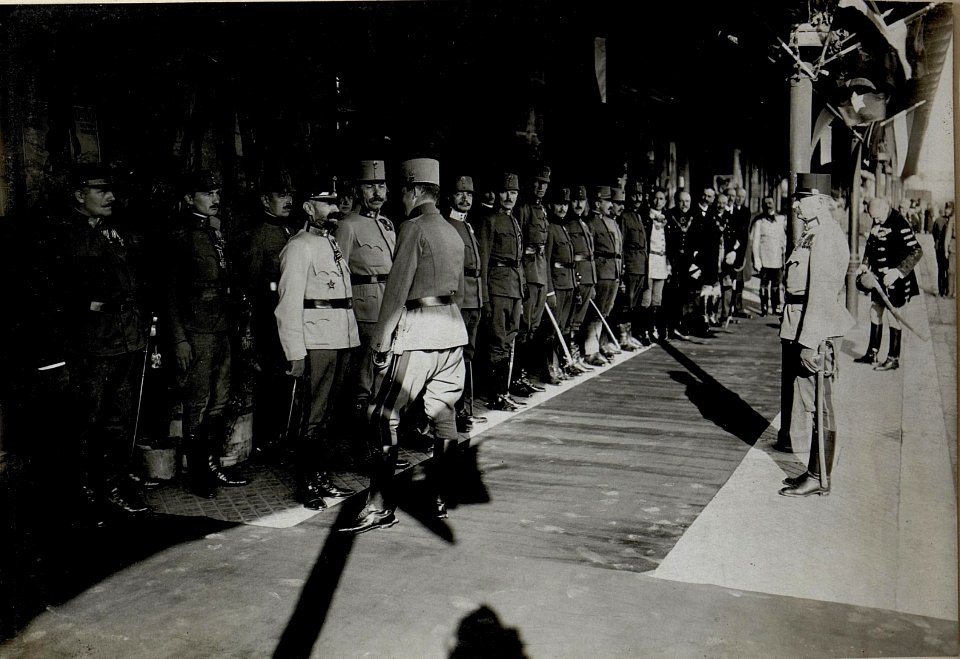 Erzherzog Karl besucht Oradea, 13.10.1916 (BildID 15548837)