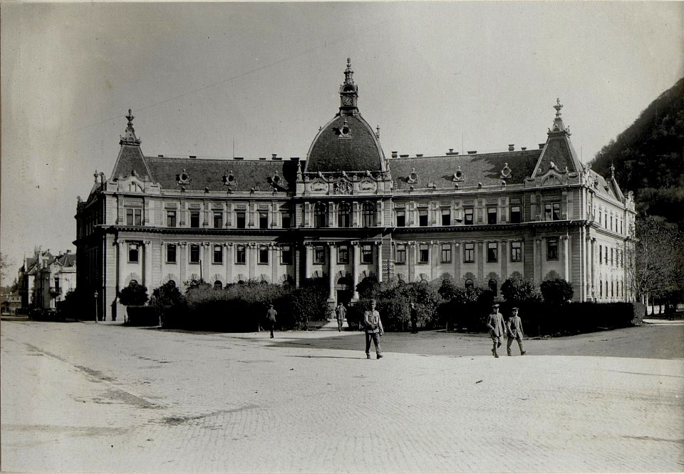 Erzherzog Karl besucht das Armeekommando Falkenhayn in Brasso (Kronstadt), 15.10.1916 (BildID 15548900)