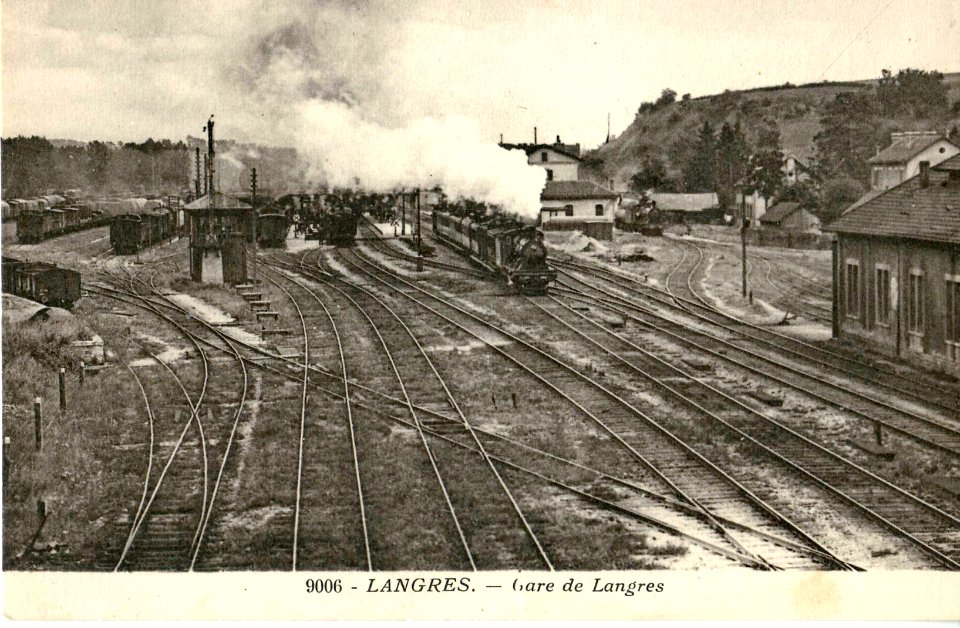 ES 9006 - LANGRES - Gare de Langres