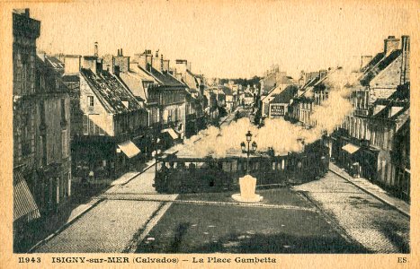 ES 11943 - ISIGNY-SUR-MER - La Place Gambetta