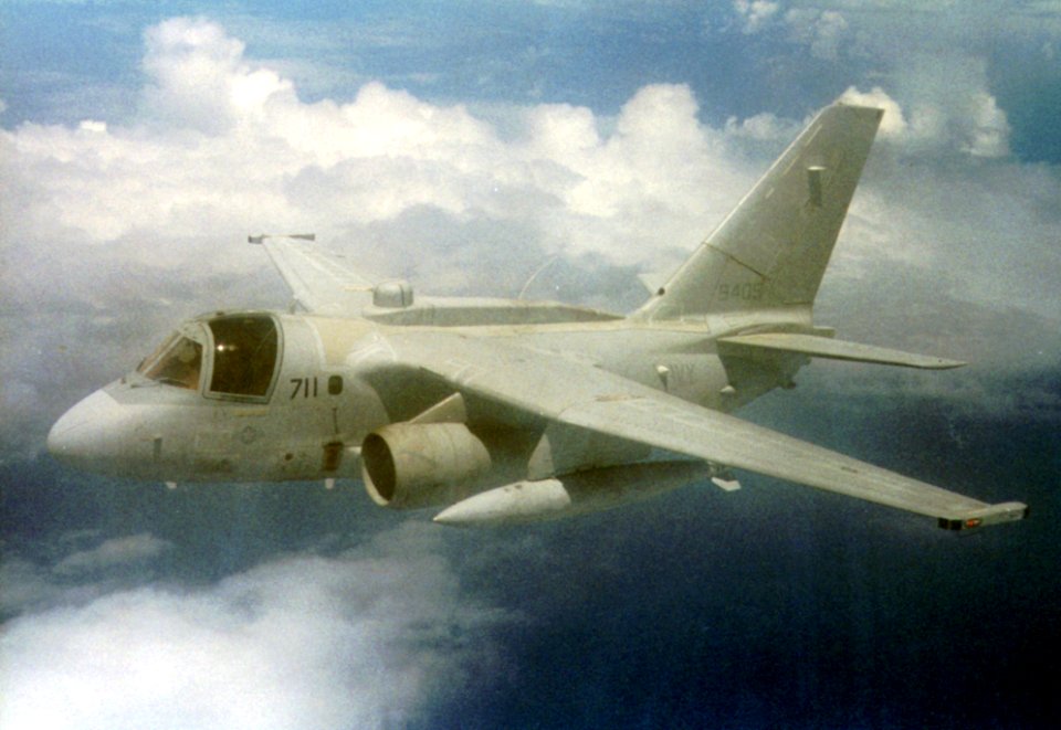 ES-3A Shadow VQ-5 in flight