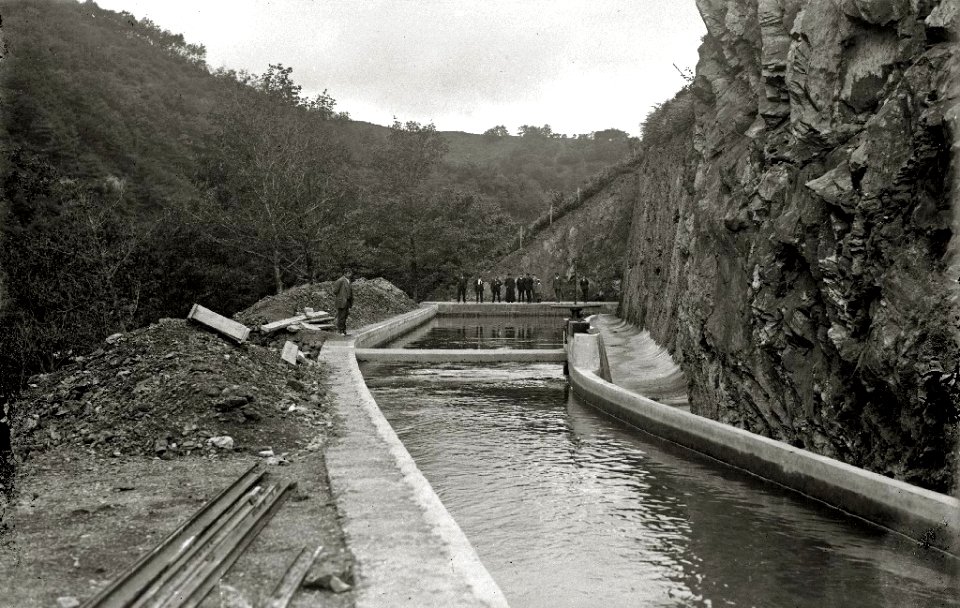 Escenas de la inauguración de una central eléctrica en el río Bidasoa (16 de 19) - Fondo Car-Kutxa Fototeka