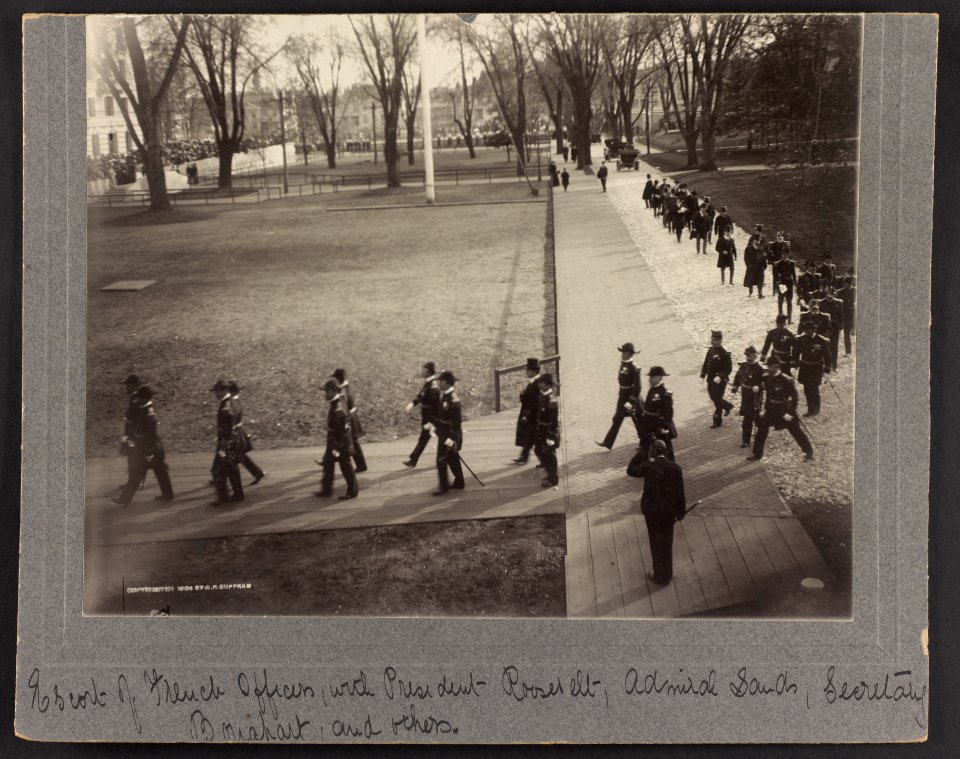 Escort of French officers, with President Roosevelt, Admiral Sands, Secretary Bonapart and others LCCN2013651203