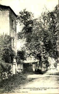 Escoussans - Grande rue