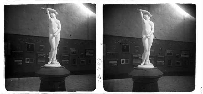 Escultura conservada a l ' interior d ' un museu de Lleida