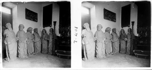 Escultures del dotze apòstols conservades al museu diocesà de Lleida