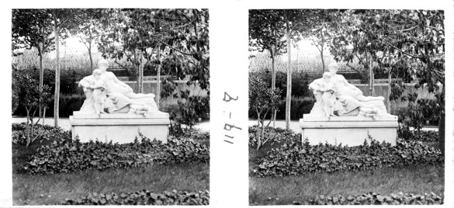 Escultura de la Lectura a Can Garí d'Argentona