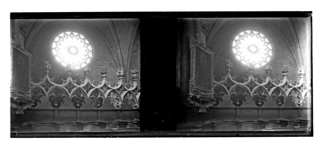 Església Arxiprestal de Santa Maria la Major . Detall del cor amb rosassa de fons