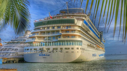 Cruise ship travel driving cruise ship