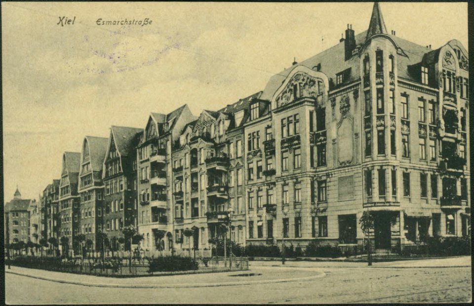 Esmarchstraße, Ecke Holtenauer Straße (Kiel 27.730)