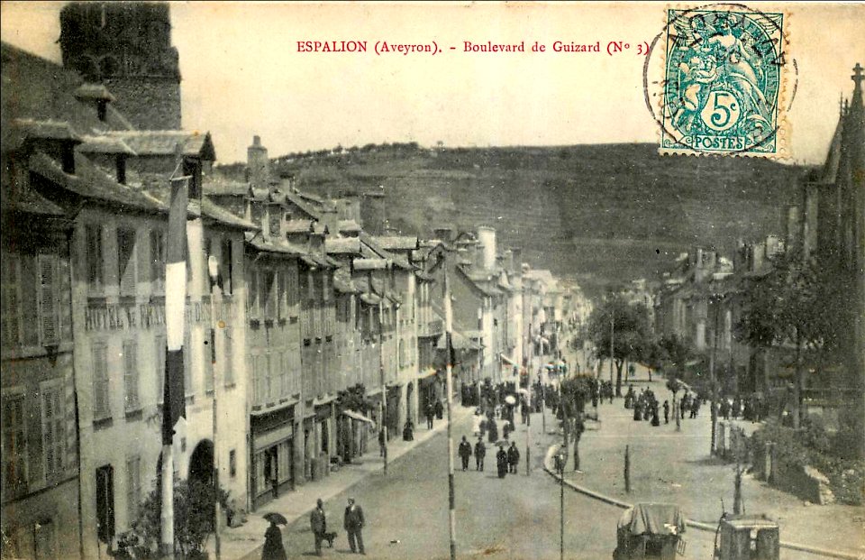 Espalion - Boulevard de Guizard 5