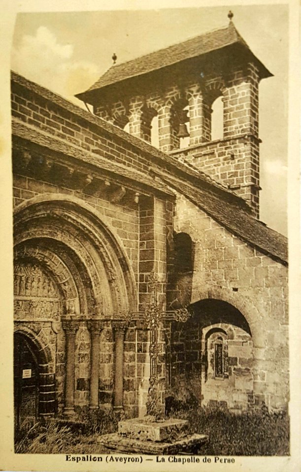 Espalion - église de Perse - Portail 7