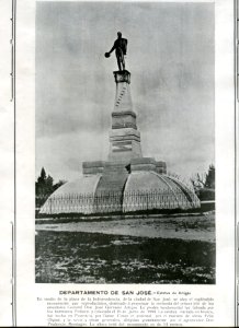 Estatua de Artigas - Plaza Independencia - San José