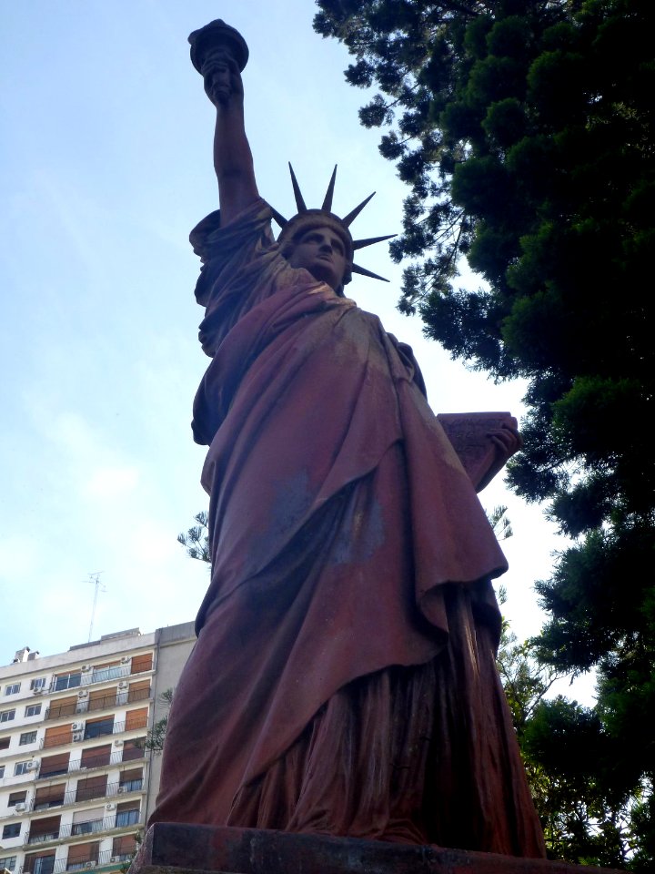 Estatua de la Libertad en Buenos Aires