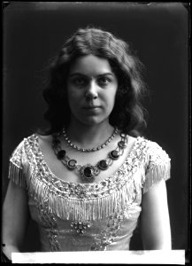 Ester Osborne in Den bergtagna at Kungliga Operan 1909 - SMV - GO020