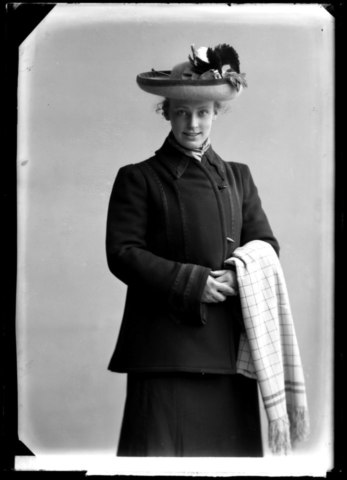 Ester Textorius in Allt på sin rätta plats at Södra teatern 1906 - SMV - GT001