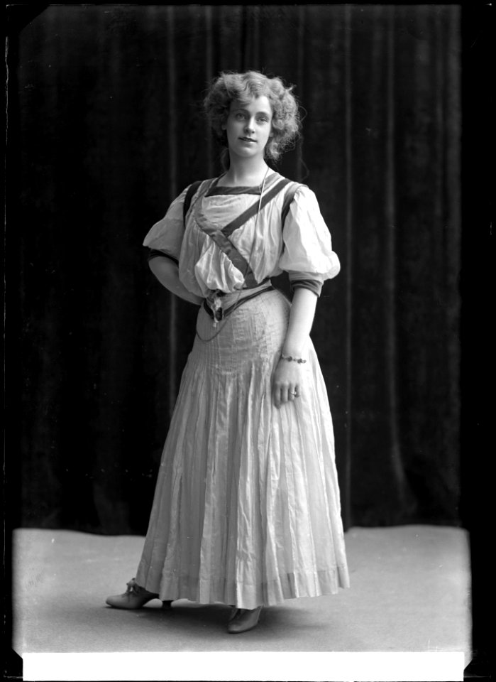 Ester Textorius in Telefonhemligheter at Djurgårdsteatern 1907 - SMV - NT004