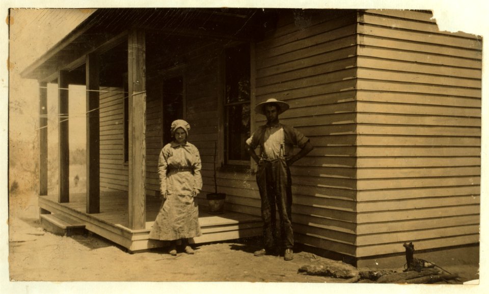 Estice Webb Herrmann, who left the seventh grade of the Elizabethtown, Ky. Public School in October 1915 soon after commencing the grade to be married. Was only 15 years old. Now living on a LOC nclc.00401