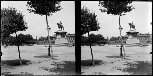 Estàtua del general Prim al parc de la Ciutadella