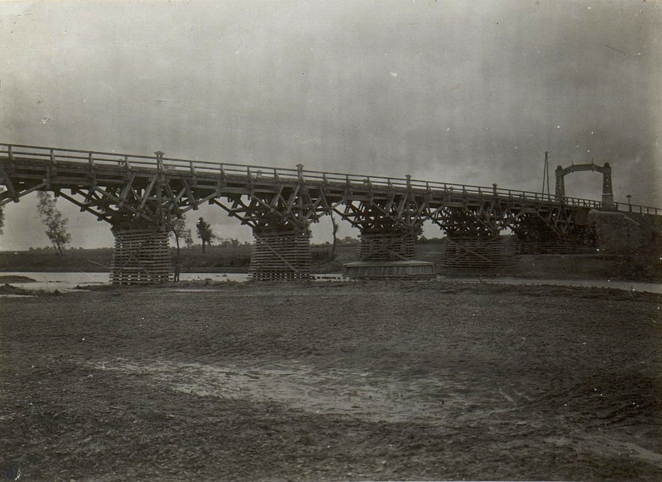 Etappenbrücke. (BildID 15676748)