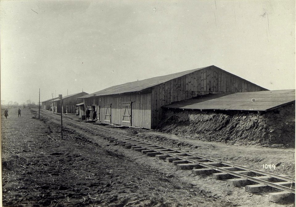 Etappenstationen und Verladebahnhöfe der vierten k.u.k. Armee wahrscheinlich in der Umgebung von Kowel (BildID 15684479)