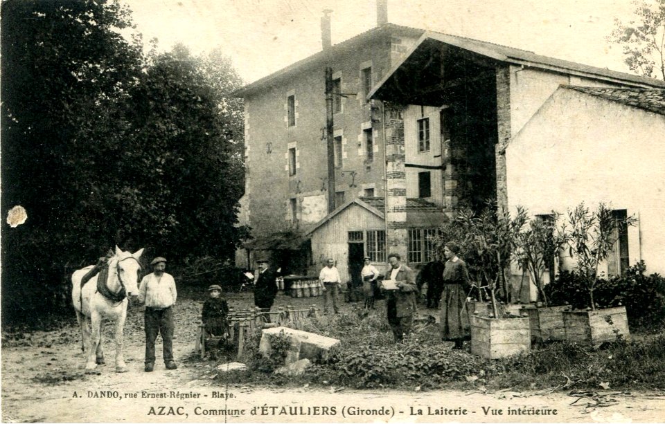 Etauliers - Azac Laiterie