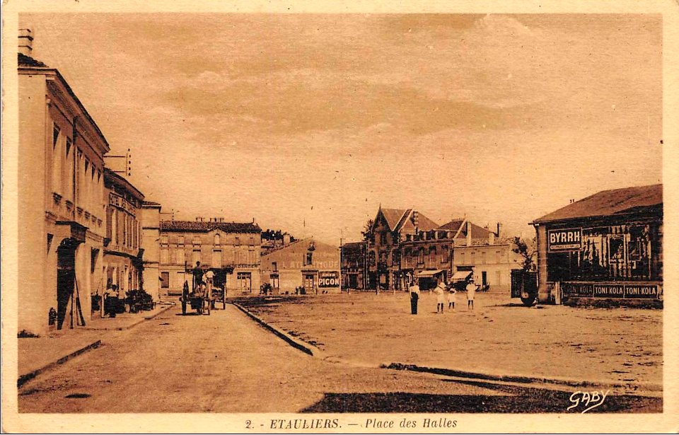 Etauliers - Halles 4